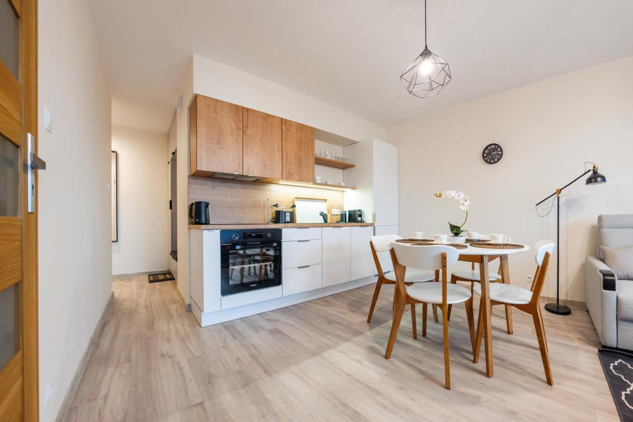 Apartamenty Sun & Snow Kolobrzeg Resorts Z Basenem Esterno foto